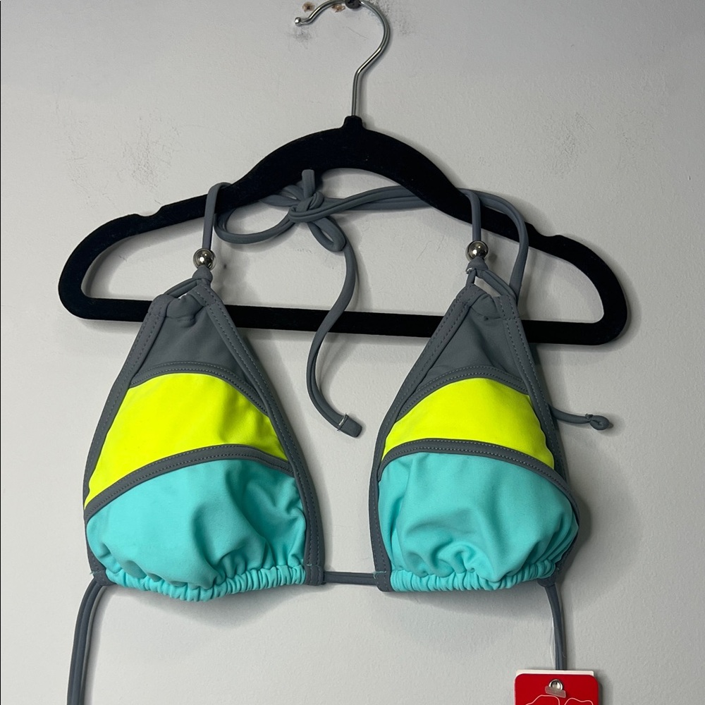 NWT Gossip Women Gray Neon Green Blue Bikini Triangle Swimsuit Top Beach Medium‎